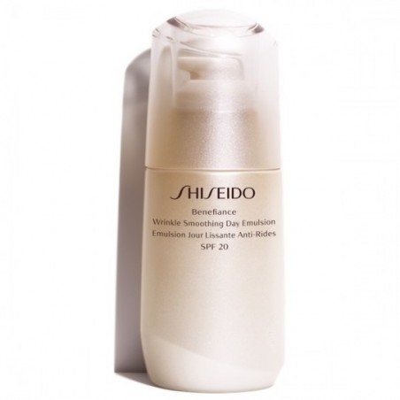 Comprar Shiseido Benefiance Wrinkle Smoothing Day Emulsion SPF20 al mejor precio en Pharmazon, tu farmacia online Comprar Shiseido Benefiance Wrinkle Smoothing Day Emulsion SPF20